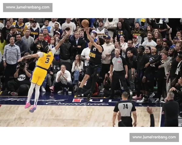 NBA最新激战比分揭晓球星表现精彩瞬间全解析